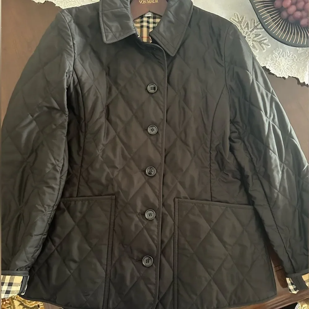 Burberry Black Utility Jacket with Quilted Design - Picture 4 of 10